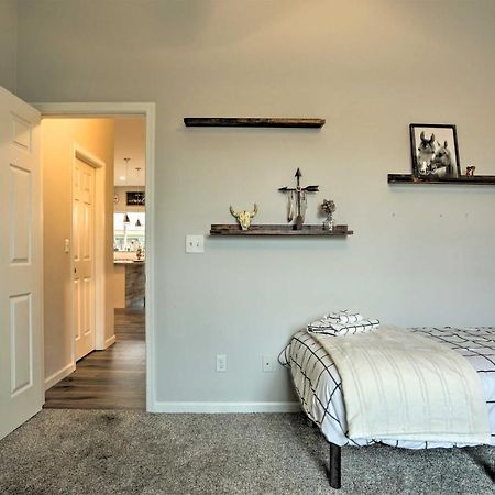 Stunning Clovis Home About 1 Mile To Old Town! 外观 照片